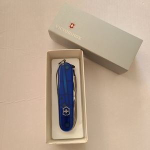 VICTORINOX CYBERTOOL 34